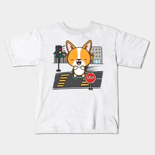 Funny corgi is on a skateboard Kids T-Shirt